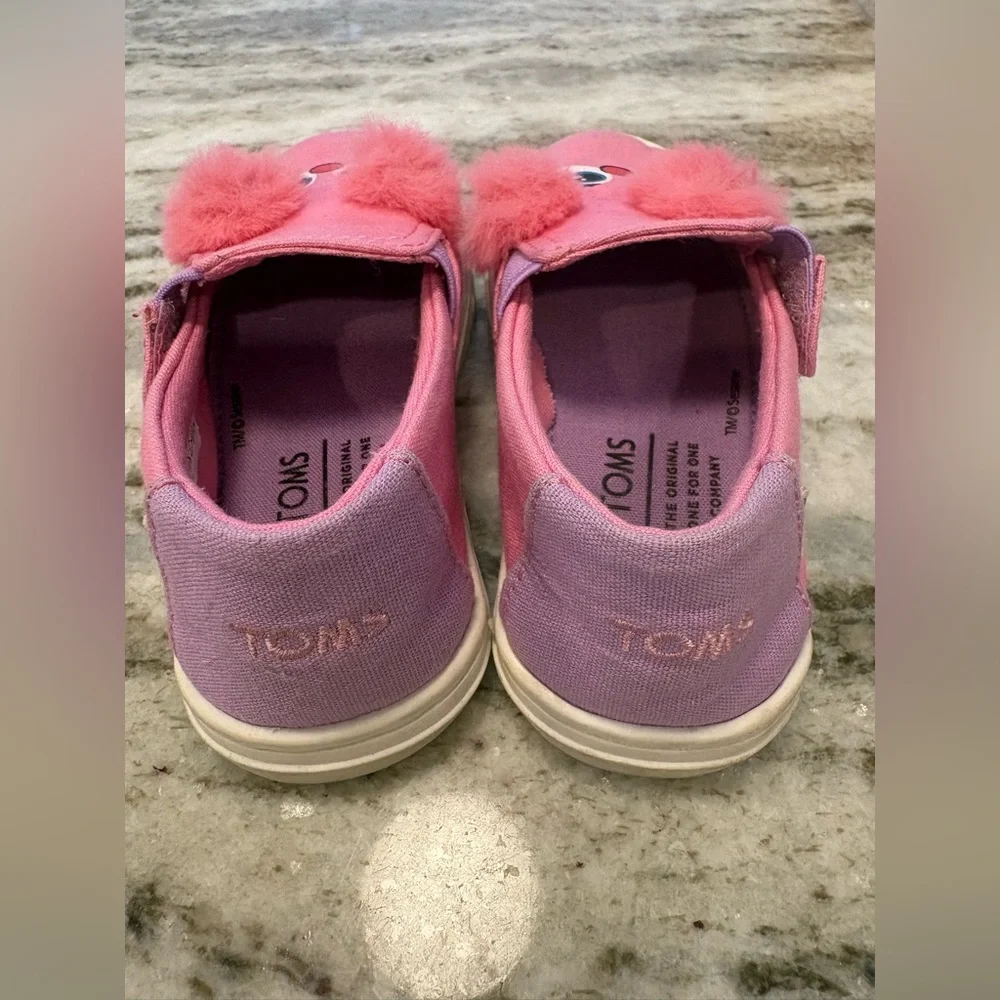 TOMS Abby Cadabby Sesame Street Luca Slip-Ons Size 7 - Picture 3 of 7